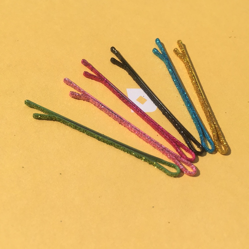 6 Glitter Hair Pins